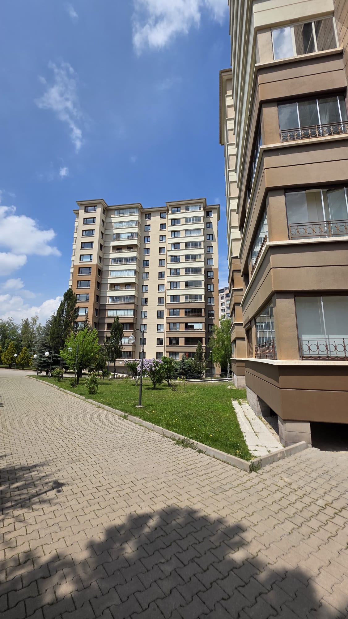 Yaşamkent Sitesi Yan Yana Bloklar