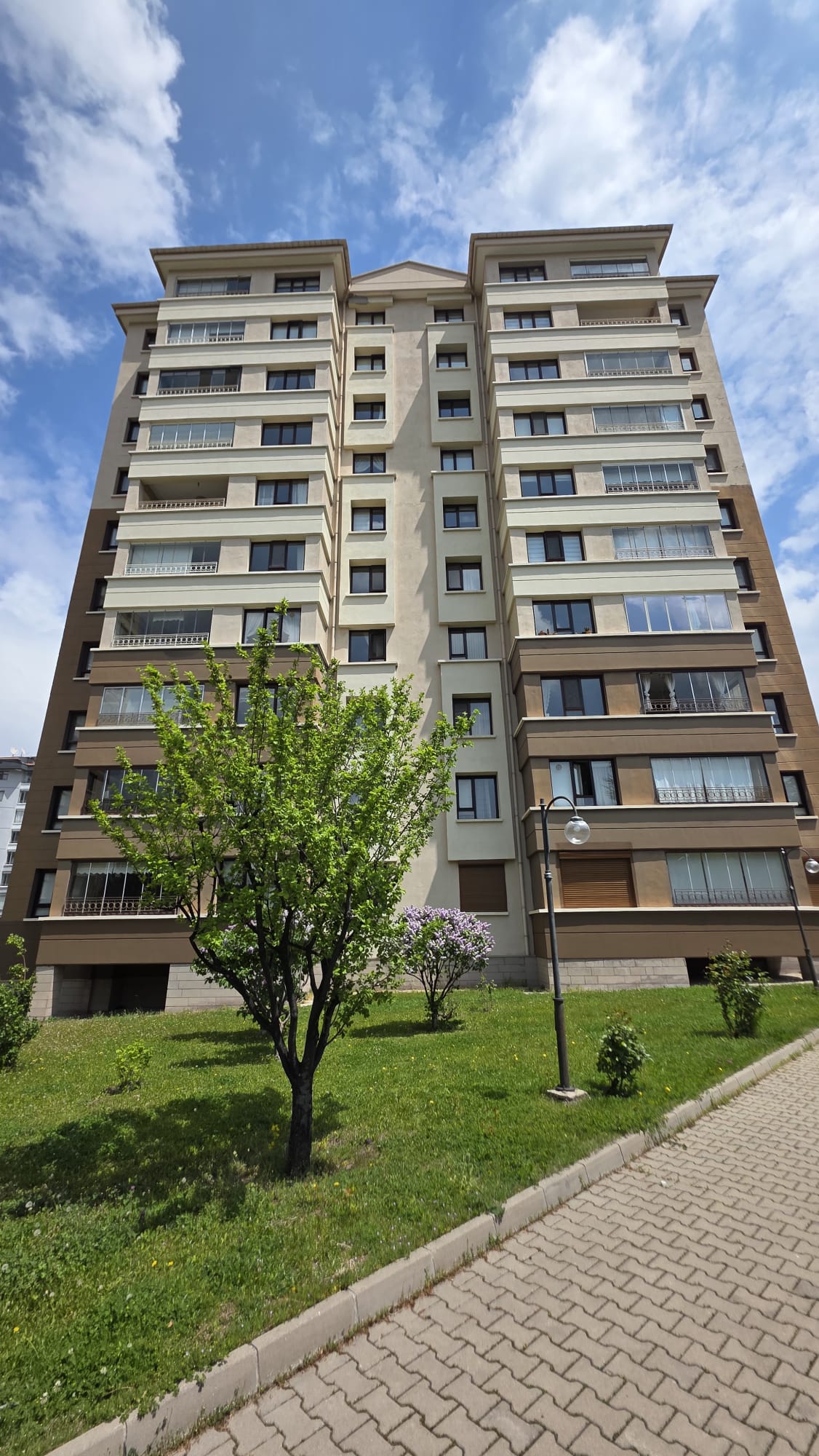 Yaşamkent Sitesi Dikey Cephe Görünümü