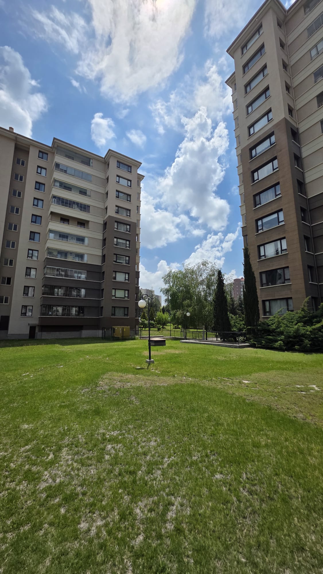 Yaşamkent Sitesi Bloklar Arası Peyzaj